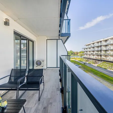 Wellness & Spadochroniarzy Z Klimatyzacja I Parkingiem By Renters Prestige Apartment