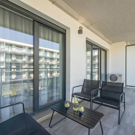 Wellness & Spadochroniarzy Z Klimatyzacja I Parkingiem By Renters Prestige Apartment *