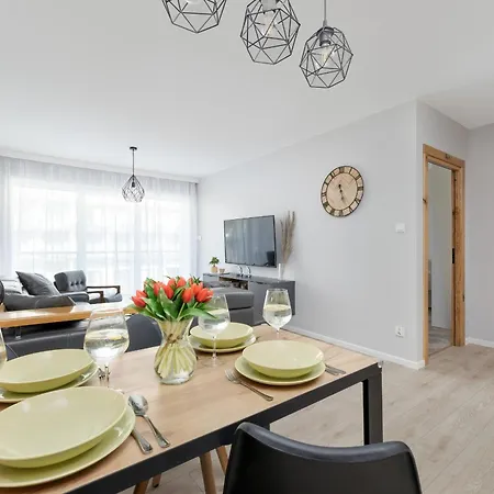 Apartment Wellness & Spadochroniarzy Z Klimatyzacja I Parkingiem By Renters Prestige Dziwnów
